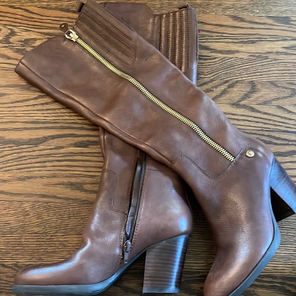 25. Guess Brown Heeled Knee High Boots - Picture 2 of 6